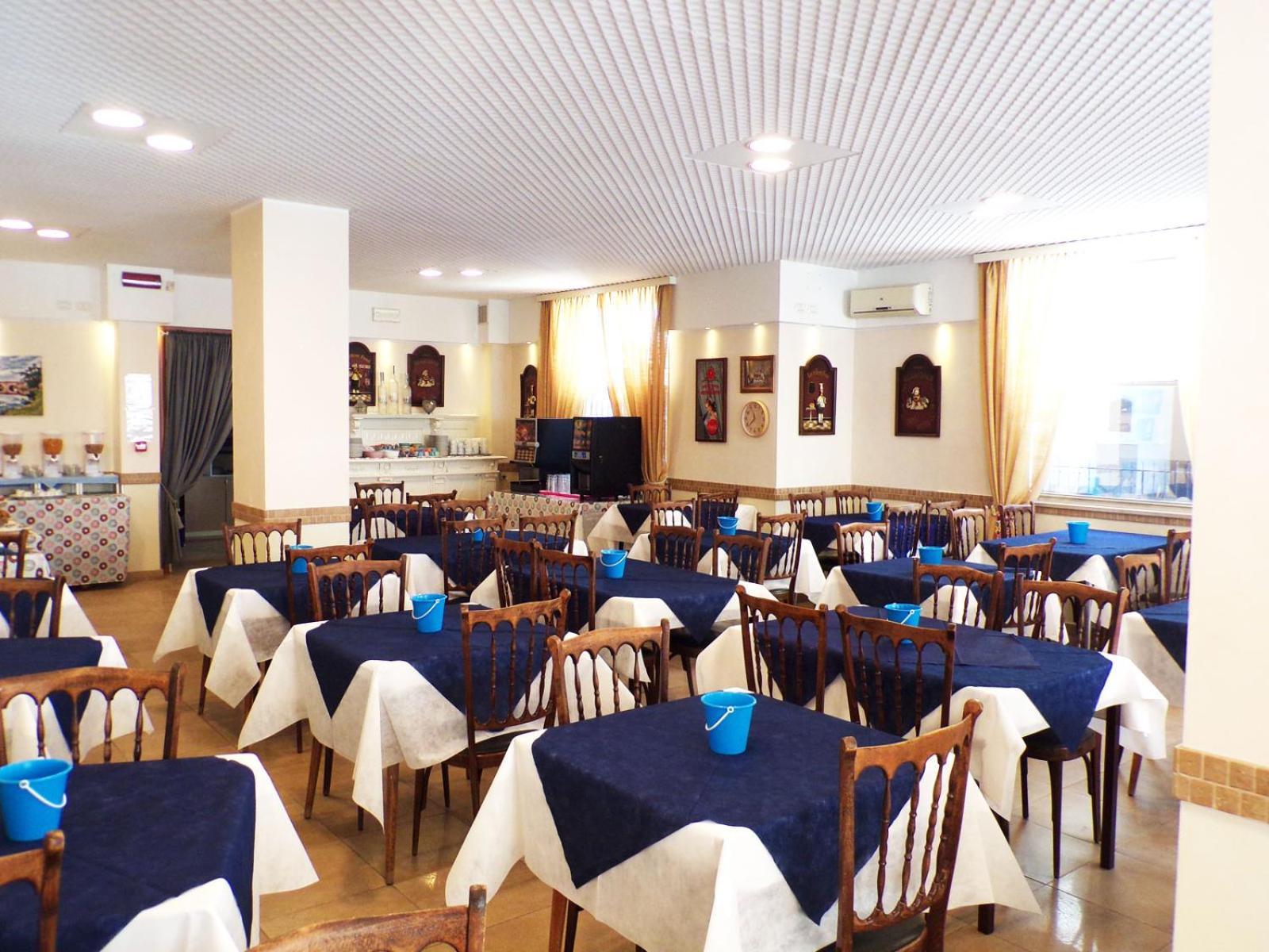 Hotel Graziella Mare リミニ エクステリア 写真